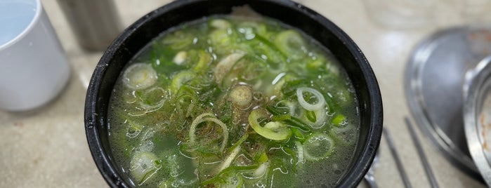 영동설렁탕 is one of Seoul Food.