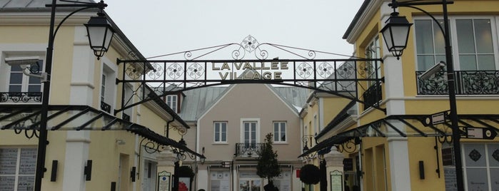 La Vallée Village is one of Favorite places.