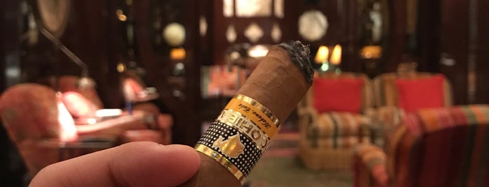 Cigar poace