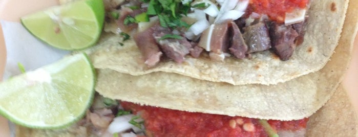 Taquería la Tapatía is one of Alleさんの保存済みスポット.