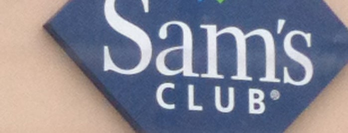 Sam's Club is one of Lugares favoritos de Chris.