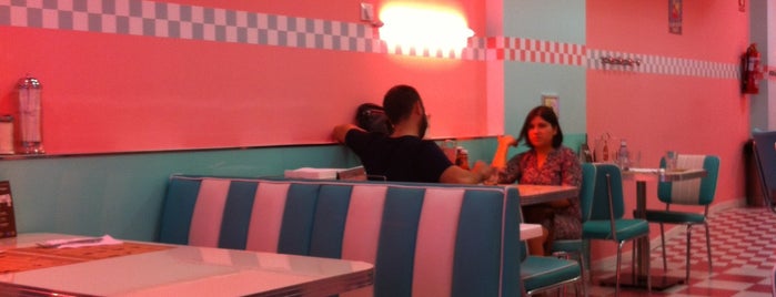 Peggy Sue's is one of Murcia - Comer.