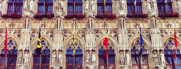 Grote Markt is one of Sing for the Climate.