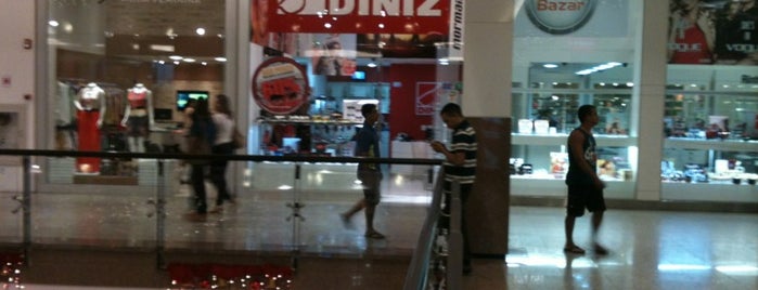 Oticas Diniz is one of Partage Norte Shopping - Natal.
