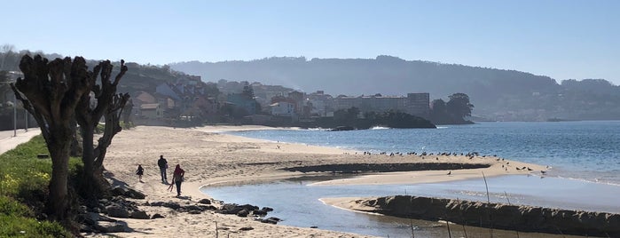 Praia Agrelo is one of Favoritos.