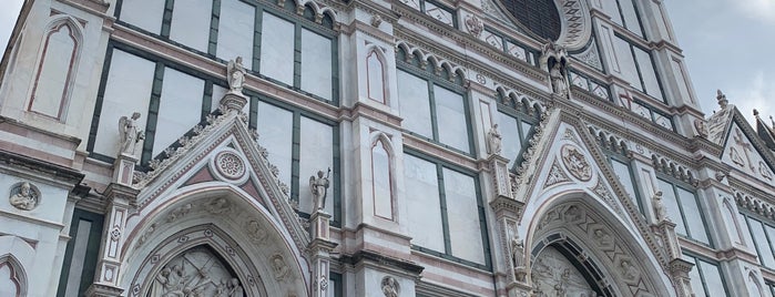 Santa Croce Bazilikası is one of Ali'nin Kaydettiği Mekanlar.