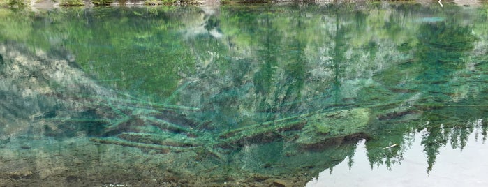 Grassi Lakes is one of Kanada.