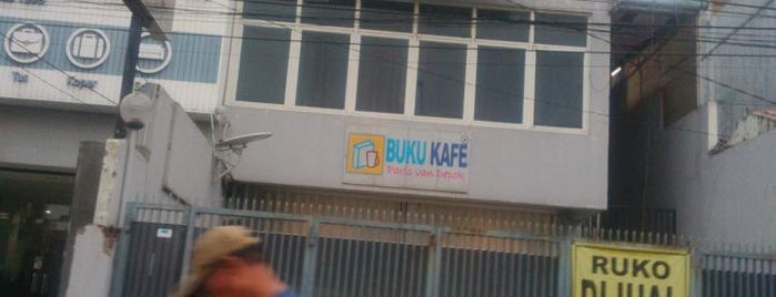 Buku Kafe is one of Favorite date places.