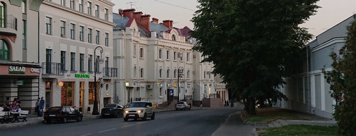 Университетская улица is one of Locais curtidos por Ayrat.