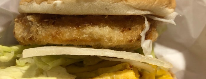 摩斯漢堡 MOS Burger is one of Lugares favoritos de Robin.