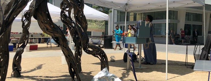 Kendall Square Farmers' Market is one of Shopping.