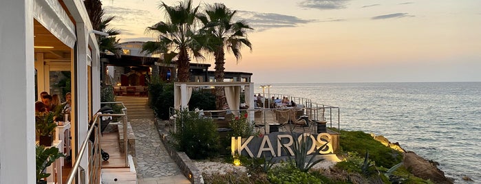 Ikaros Beach Resort: Waterfront is one of كريت.