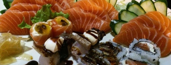 Click Sushi is one of Restaurantes.