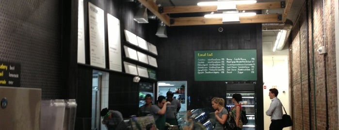 sweetgreen is one of Places I Like In: Boston/Cambridge.