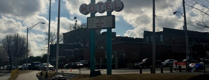 Lorraine Motel is one of Sara’s Liked Places.