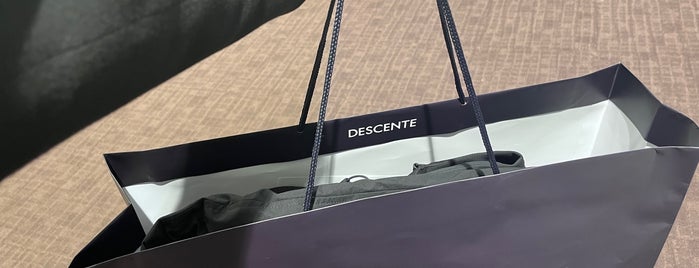 DESCENTE is one of Tokyo shopping.