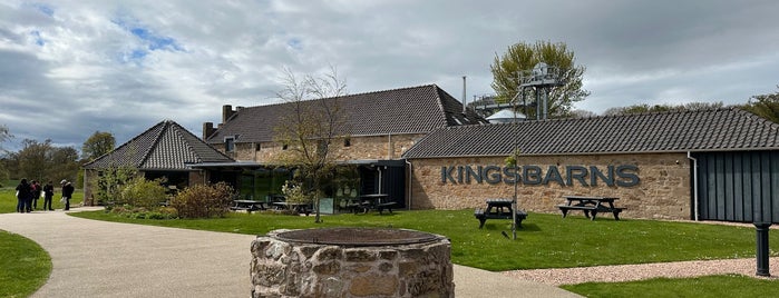 Kingsbarns Distillery is one of Castle-Trail.
