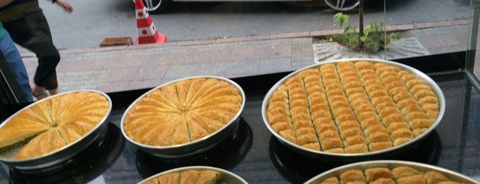 Seç Baklavaları is one of Lezzet Durakları (Istanbul - Avrupa).