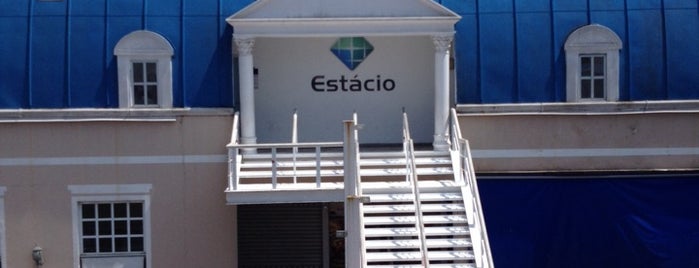 Universidade Estácio de Sá is one of สถานที่ที่ Erika ถูกใจ.