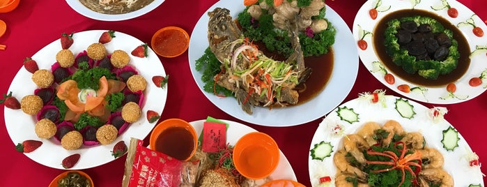 Restoran Hing Fatt (兴发广式饭店) is one of Favorite Food.