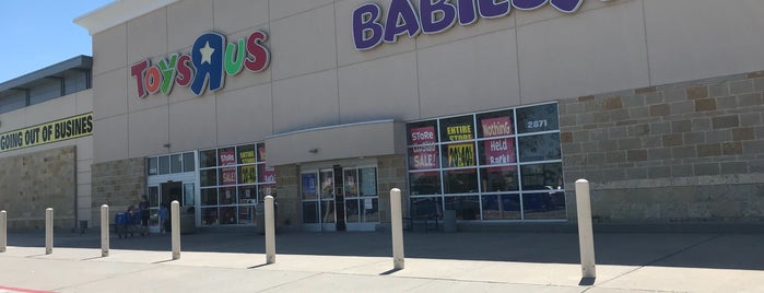 Babies "R" Us / Toys "R" Us is one of been there.