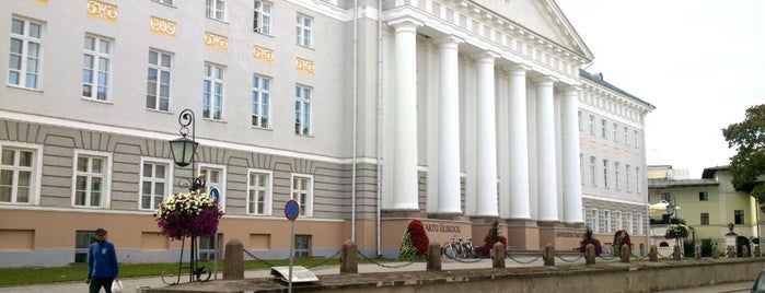Tartu Ülikooli peahoone is one of Visit Tartu.