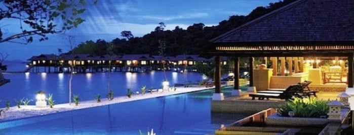 Pangkor Island Beach Resort is one of Tempat yang Disimpan Lover.