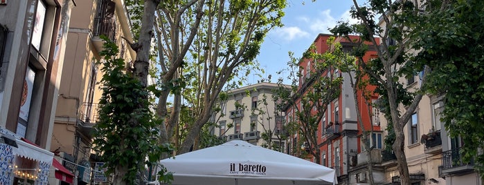 Il Baretto is one of barretti?.