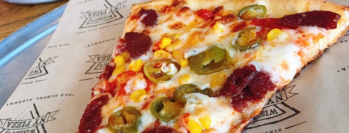 Wiseguy NY Pizza is one of Tempat yang Disimpan Ebru.