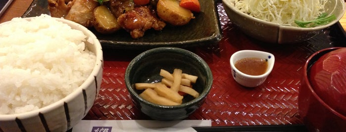 大戸屋 赤坂通り店 is one of Akasaka Lunch.