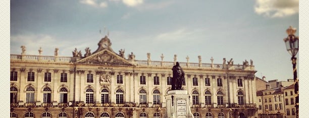 Place Stanislas is one of Huguesさんのお気に入りスポット.
