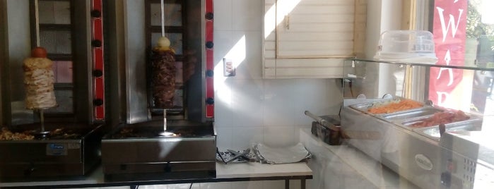 Shawarma El Rey is one of Lugares favoritos de Evander.