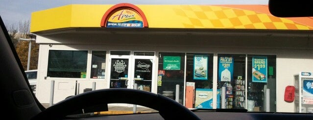 APlus at Sunoco is one of Özge’s Liked Places.