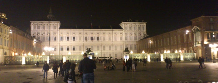 Piazza Castello is one of Piazze.