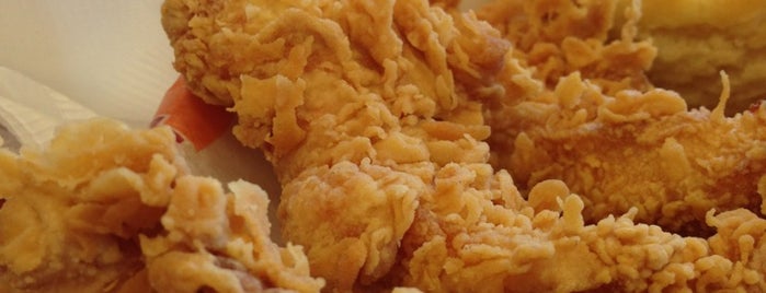 Popeyes Louisiana Kitchen is one of Bryceさんの保存済みスポット.