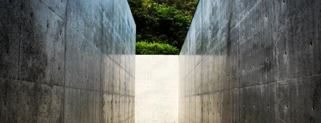 Lee Ufan Museum is one of 安藤忠雄の建築 / List of Tadao Ando Buildings.