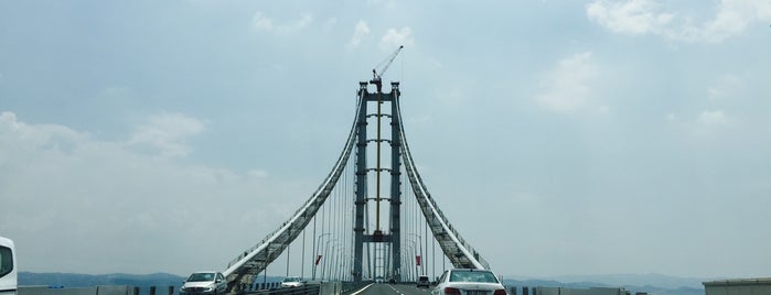 Osmangazi Köprüsü is one of 2tek1cift'in Beğendiği Mekanlar.