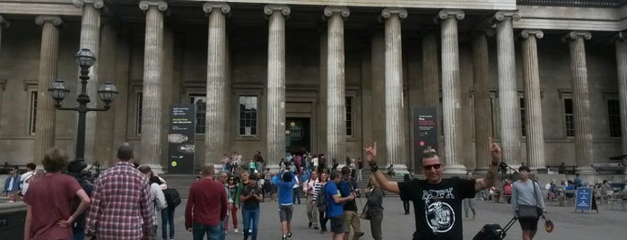 大英博物館 is one of London.