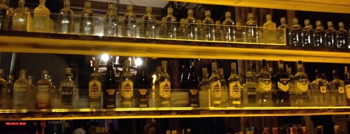 The Sheriff Bar is one of Tempat yang Disukai Ersin.