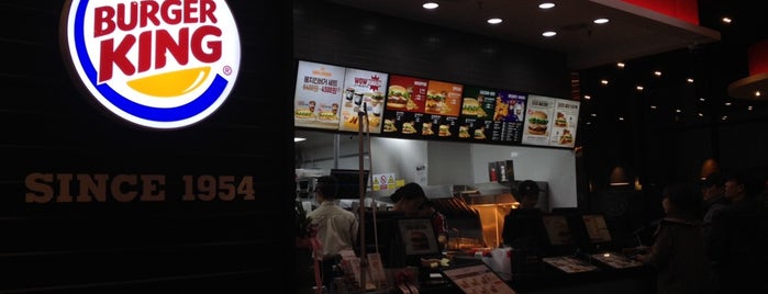 Burger King is one of EunKyuさんのお気に入りスポット.