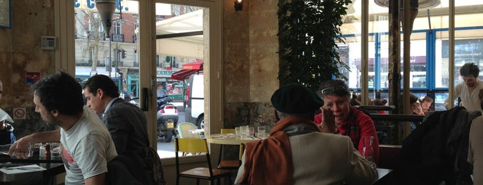 Pause Café is one of Bien manger à Paris.