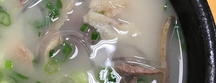 Han Bat Sul Lung Tang is one of Must-visit Food in Los Angeles.