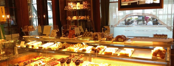 Café Landtmann is one of Vienna's Highlights = Peter's Fav's.
