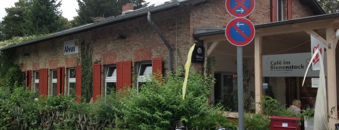 Café im Bienenstock is one of Orte, die Impaled gefallen.