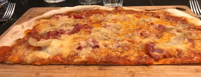 Papacionu is one of The 15 Best Places for Pizza in Paris.
