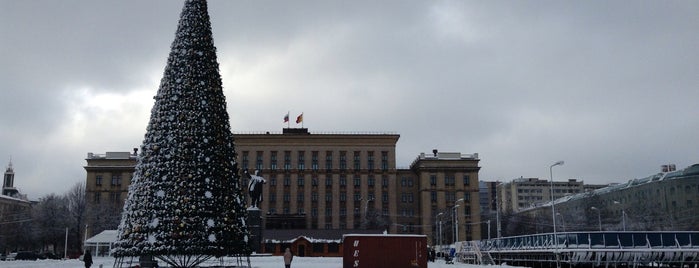 Площадь Ленина is one of Favorite place.