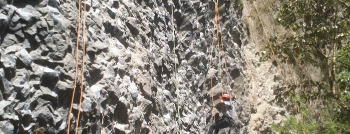 escalada rock climbing is one of Mi Cr.
