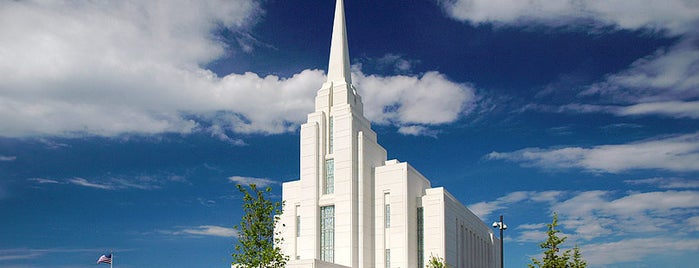 Rexburg Idaho Temple is one of LDS Temples.