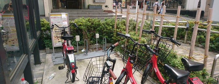 C3-11.South side of Akasakamitsuke - Tokyo Minato City Bike Share is one of 🚲  港区自転車シェアリング.