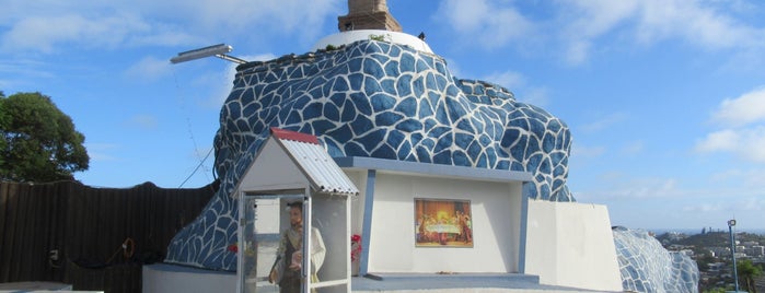 Notre Dame du Pacifique is one of Nouméa, le Paris du Pacifique.